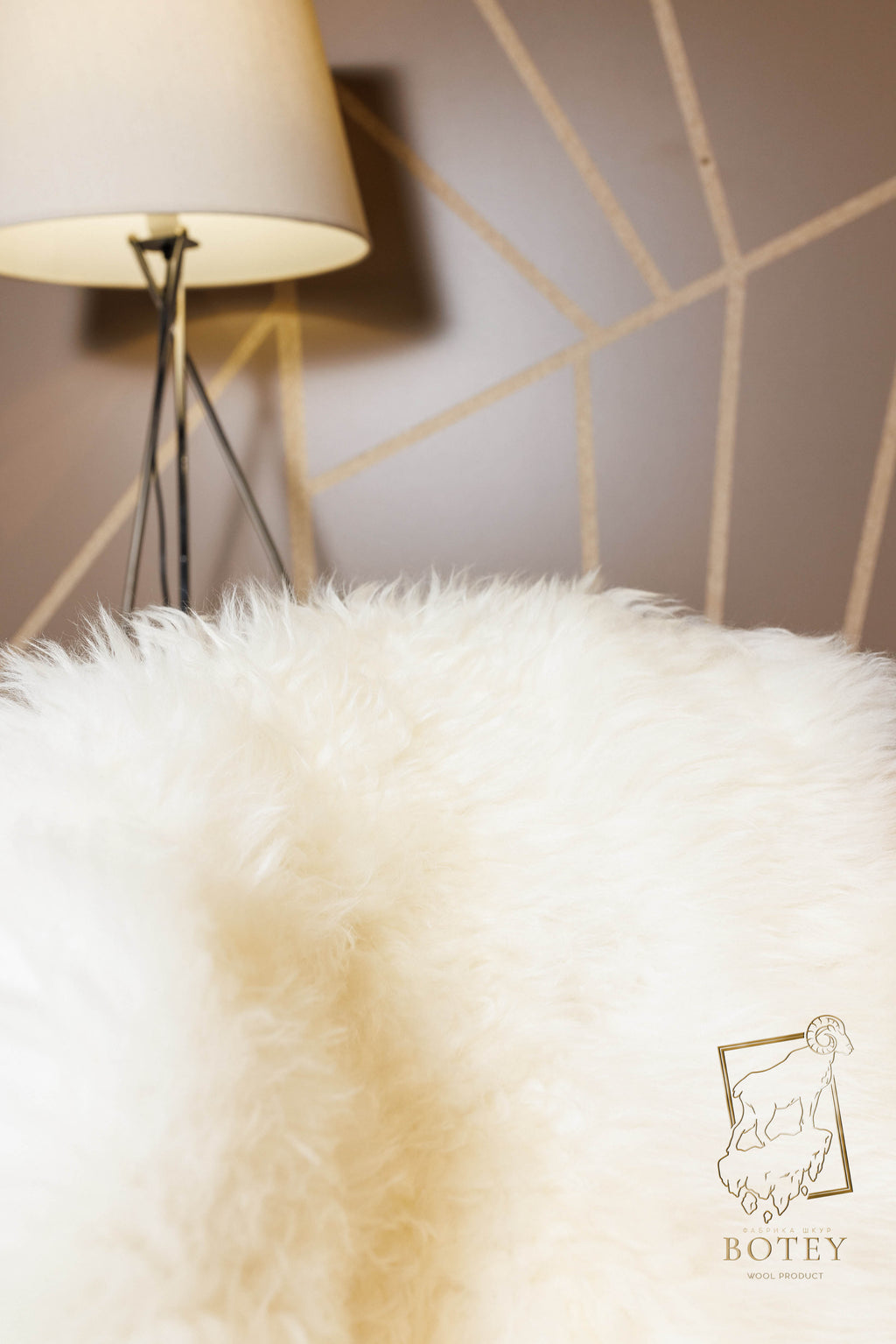 White Sheepskin Rug 100×60 cm – Natural Wool Hide