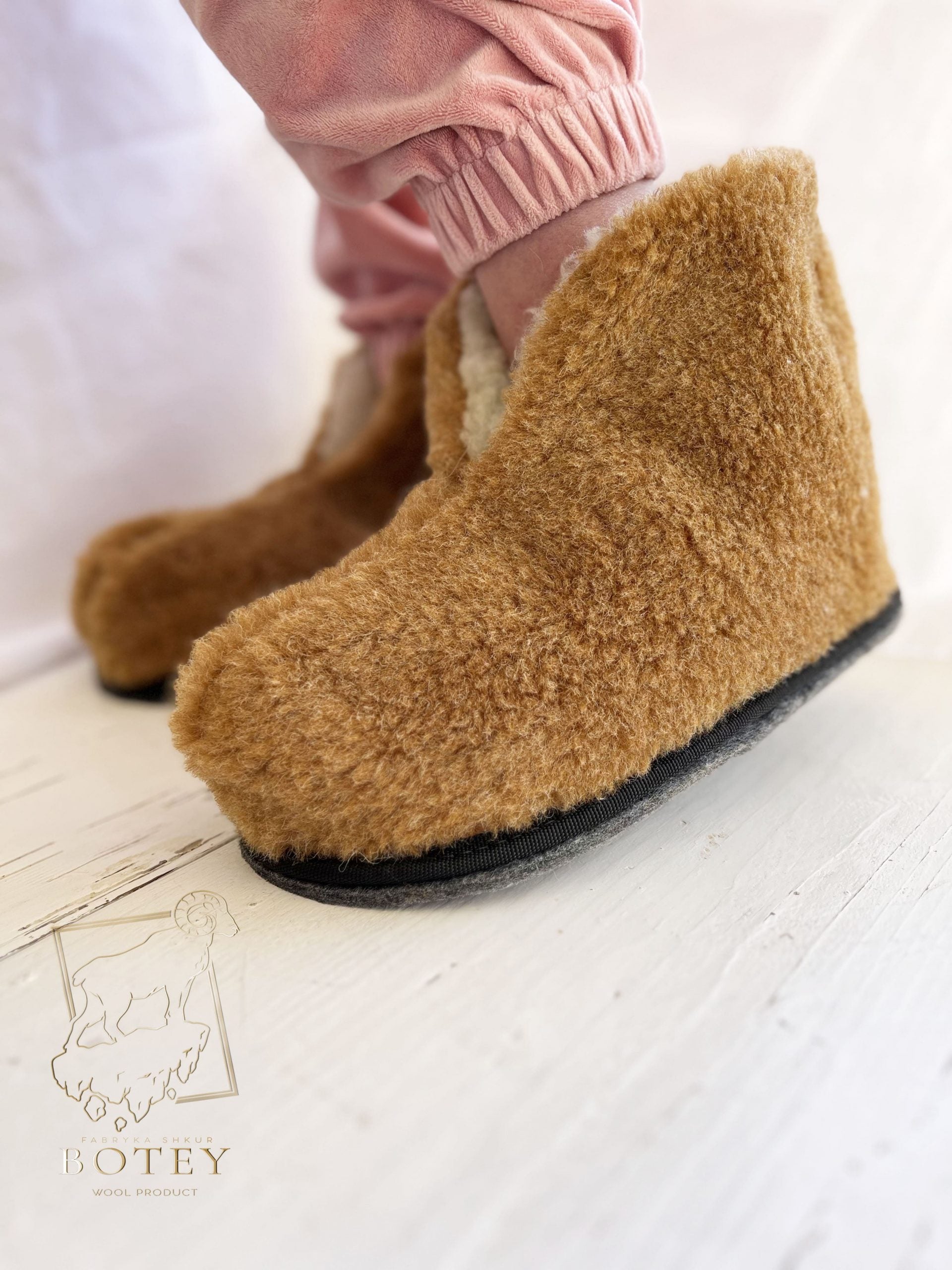 High Sheepskin Slippers Copper – Warm Natural Wool Home Boots with Felt Sole (Sizes 36–41)