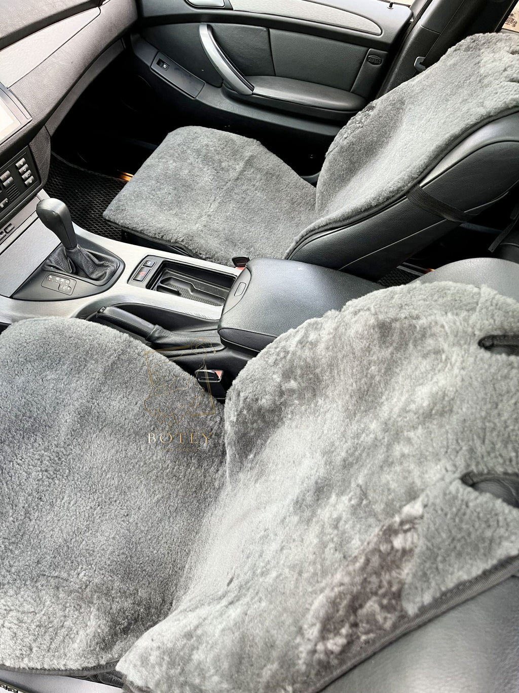 Maxi Sheepskin Car Seat Covers Graphite (120×56 cm) – Natural Fur Universal Fit