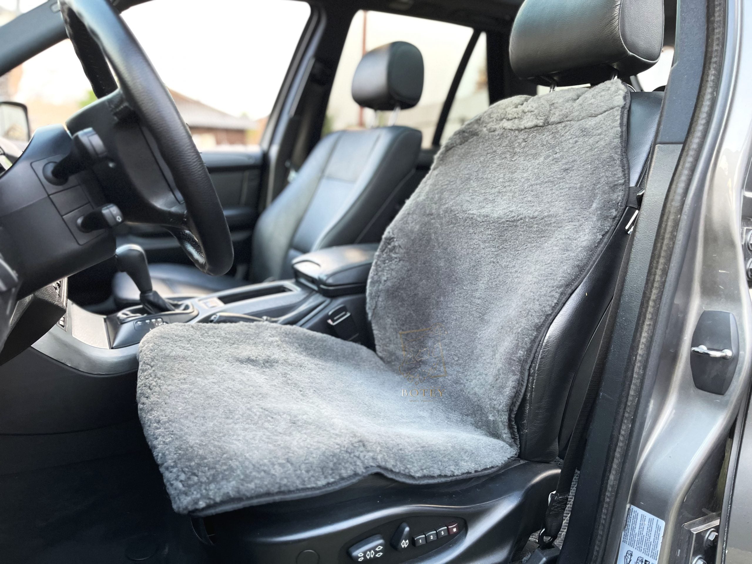Maxi Sheepskin Car Seat Covers Graphite (120×56 cm) – Natural Fur Universal Fit