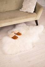 Ivory White Sheepskin Rug 120×70 cm – Natural Wool Hide