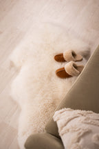 Ivory White Sheepskin Rug 120×70 cm – Natural Wool Hide