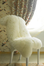 White Sheepskin Rug Medium Wool 130×75 cm – Natural Hide | BOTEY