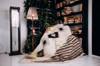 Carpathian Wool Blanket “Hourglass” 190×220 cm – Premium Handmade Natural Wool