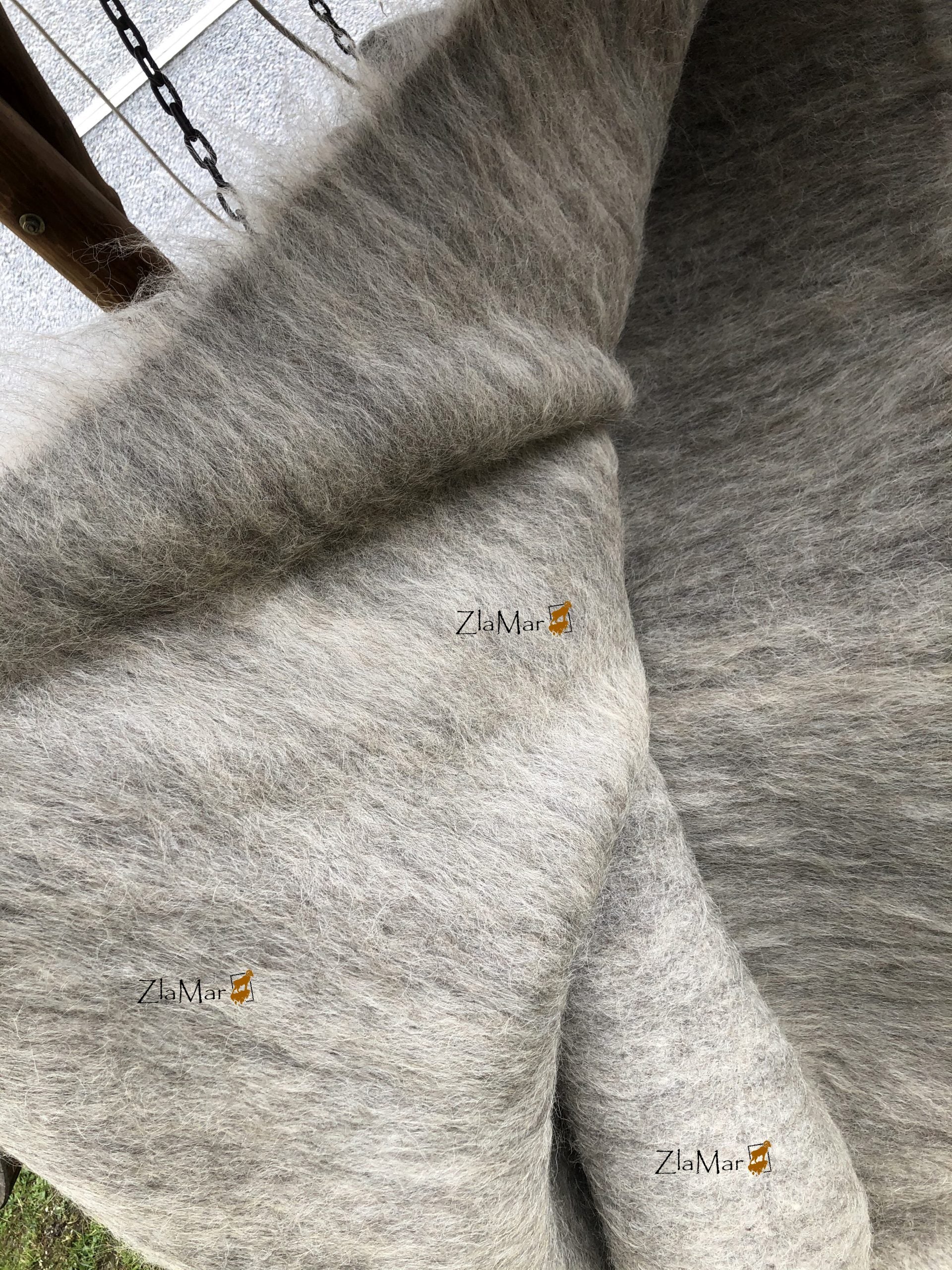 Carpathian Wool Blanket Grey 150×200 cm – Premium Handmade Natural Wool