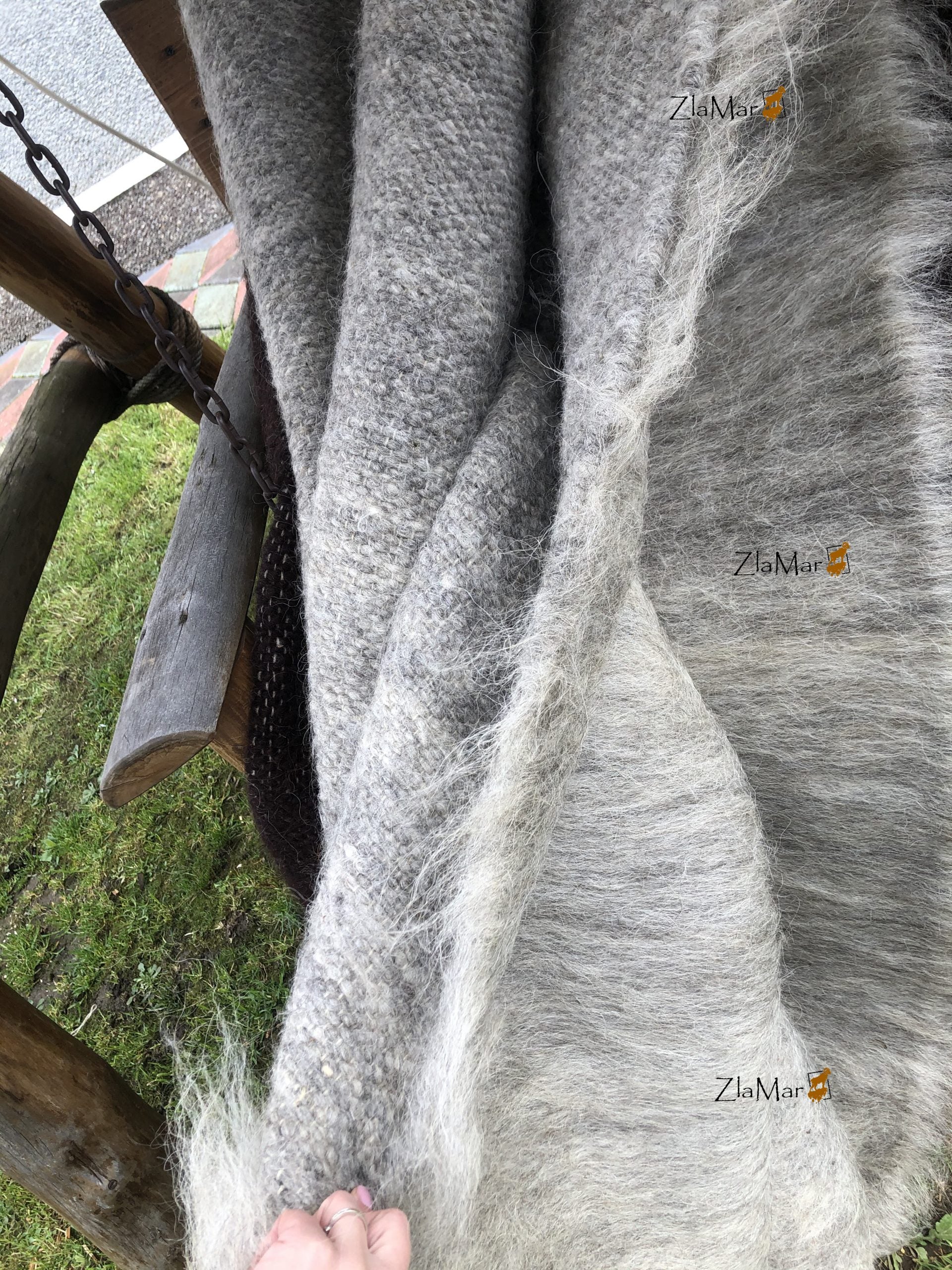 Carpathian Wool Blanket Grey 150×200 cm – Premium Handmade Natural Wool