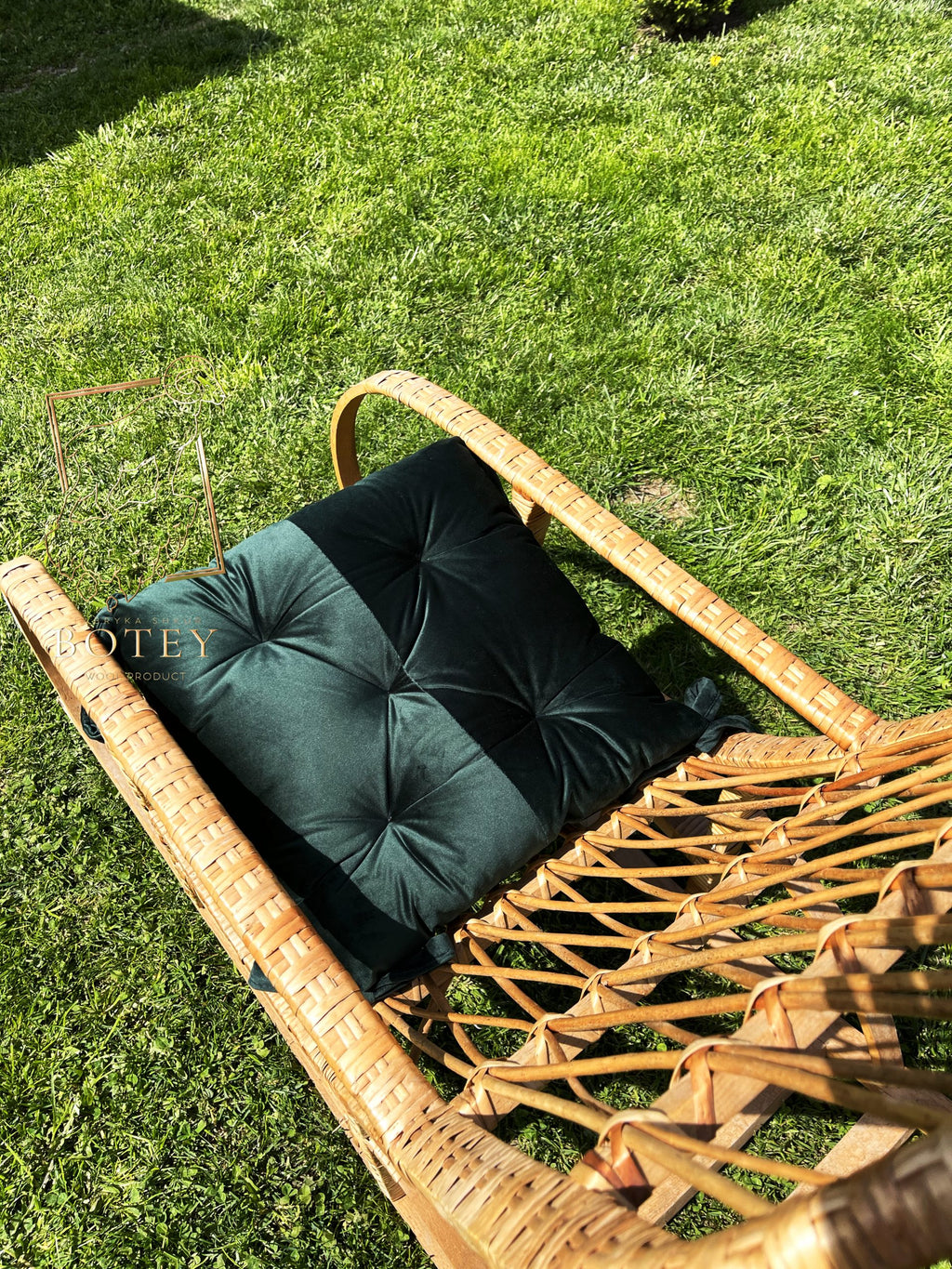 Emerald Velvet Chair Cushion 35×35 cm – Soft Seat Pad with Ties