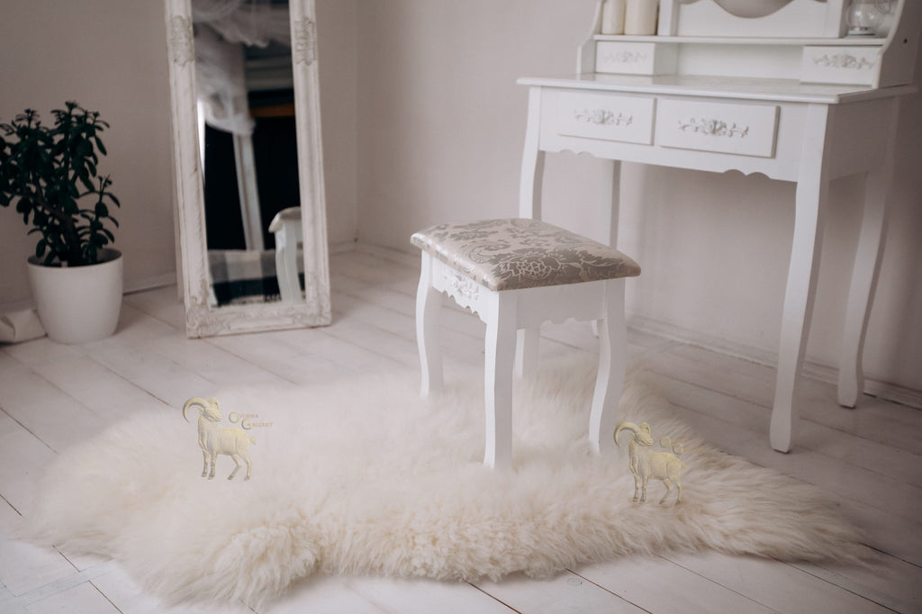 Natural White Sheepskin 120×70 cm – Wool Rug & Furniture Cover