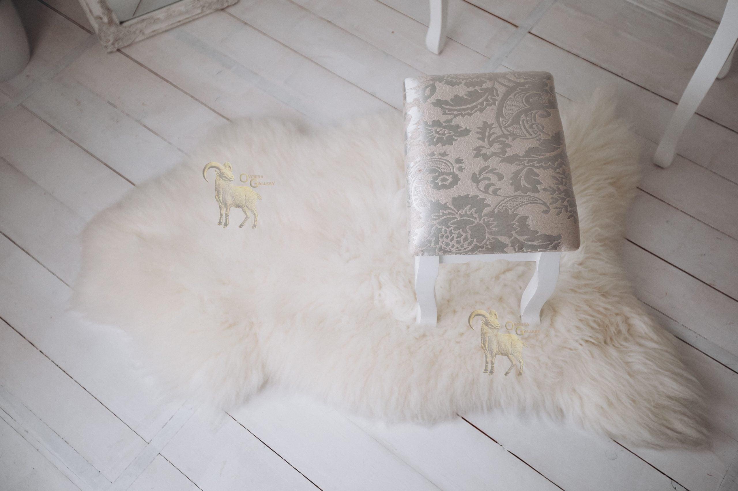 Natural White Sheepskin 120×70 cm – Wool Rug & Furniture Cover