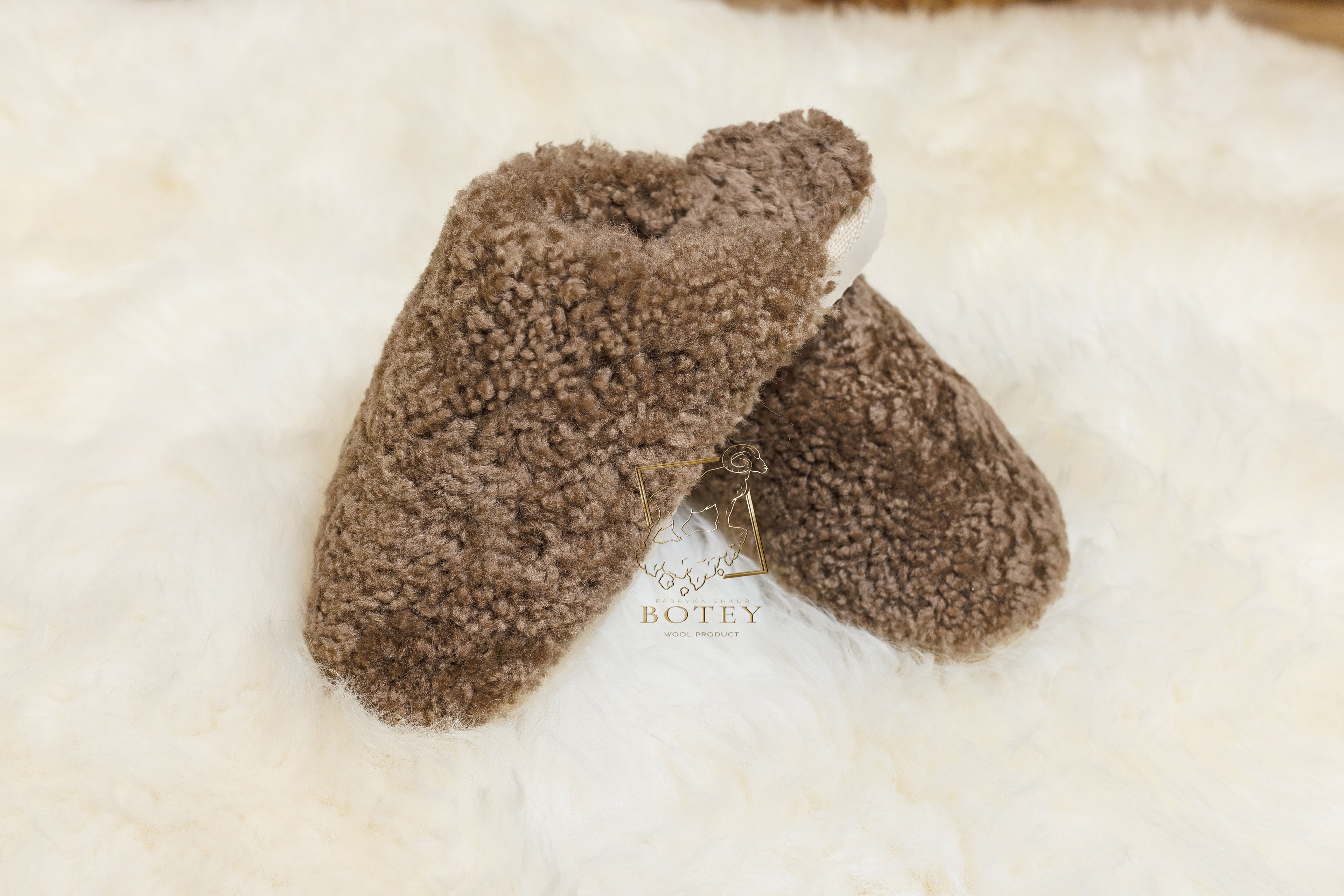 Women's Sheepskin Slippers LANA (Double-Sided Curly Sheepskin)