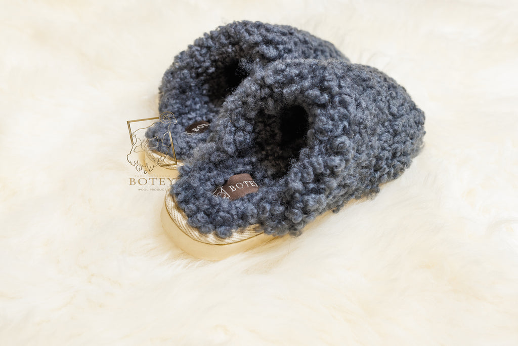 Women's Sheepskin Slippers LANA (Double-Sided Curly Sheepskin)