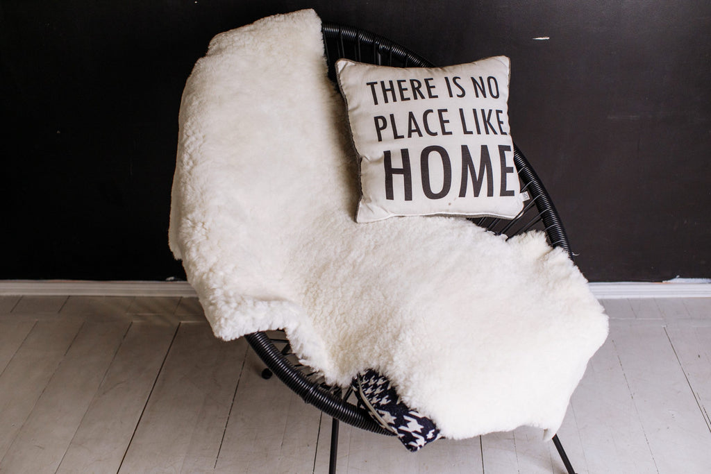 White Short Wool Sheepskin 100×60 cm – Natural Rug