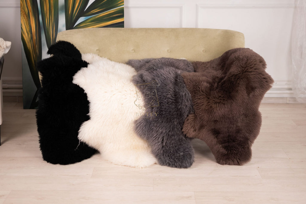 Black Sheepskin 110×65 cm – Natural Wool Rug