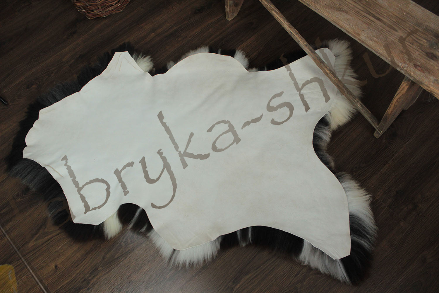 White Sheepskin with Brown Spots 110×65 cm – Natural Pattern Rug