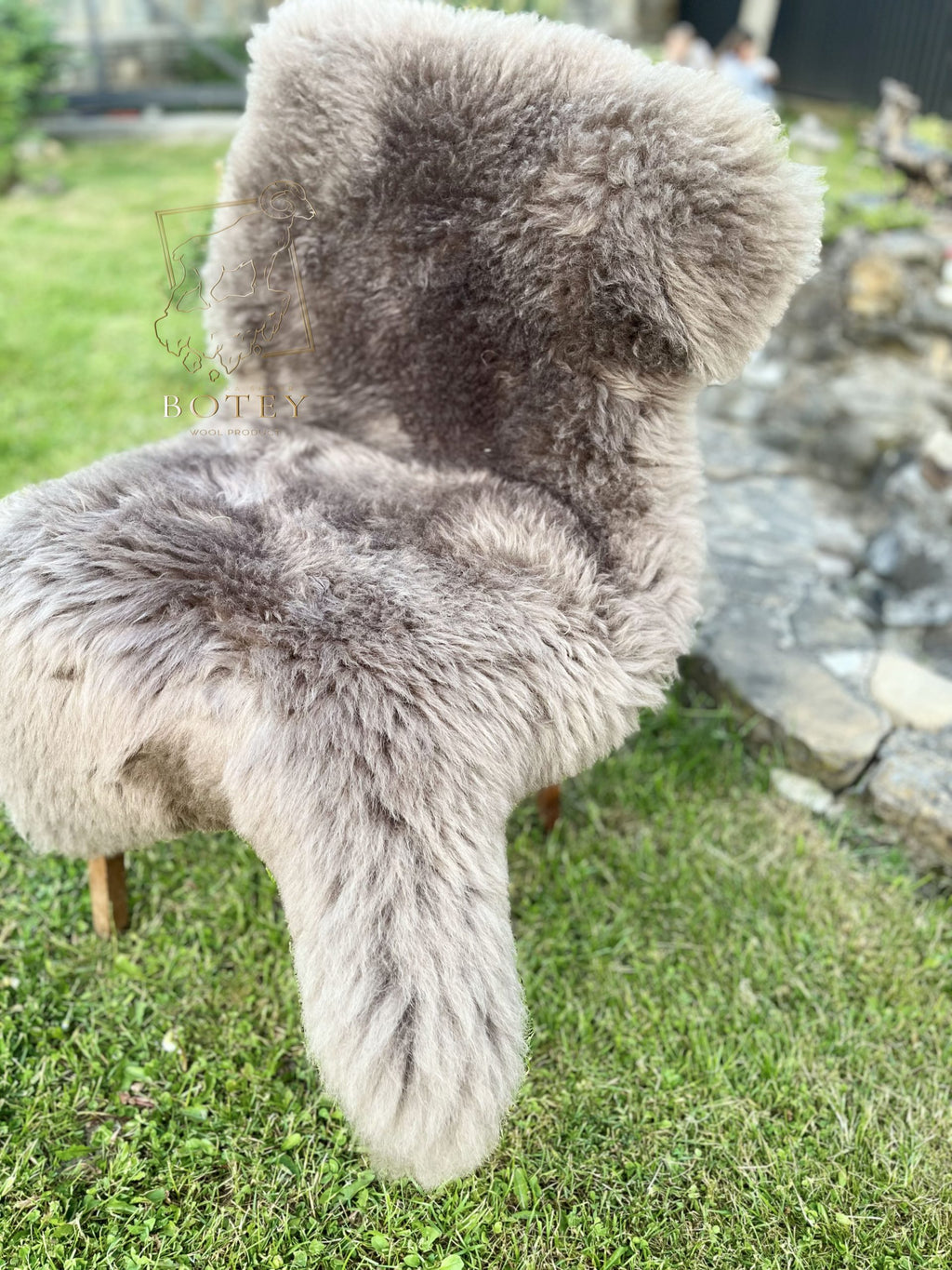 Cappuccino Sheepskin 110×60 cm – Natural Wool Rug