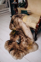 White Sheepskin with Brown-Tipped Wool 120×70 cm – Natural Rug
