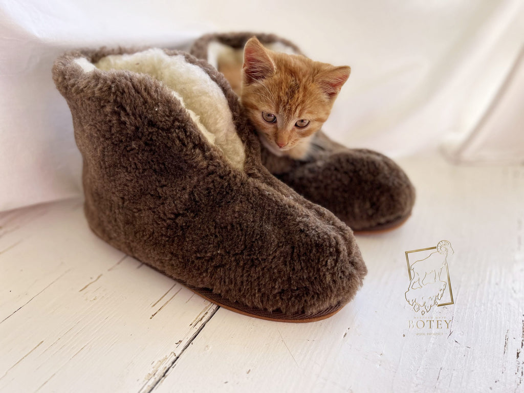 High Sheepskin Slippers Brown – Warm Natural Wool Home Boots