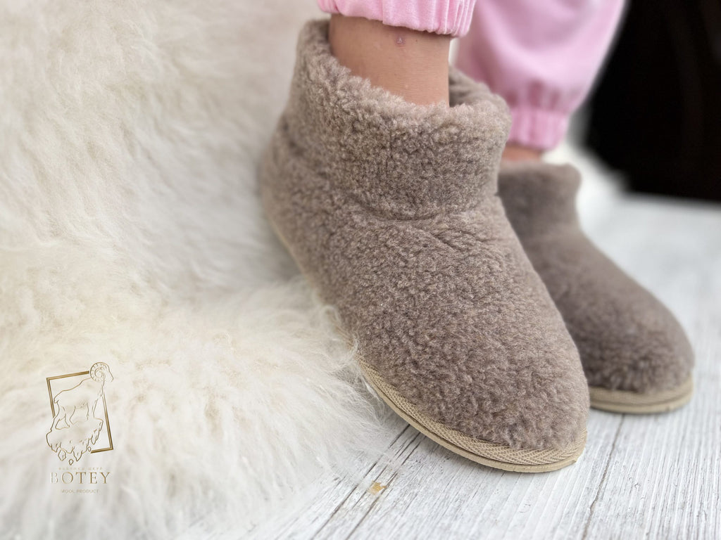Women’s Sheepskin Ugg Slippers Coffee – Warm Natural Wool Home Boots (Sizes 36–41)
