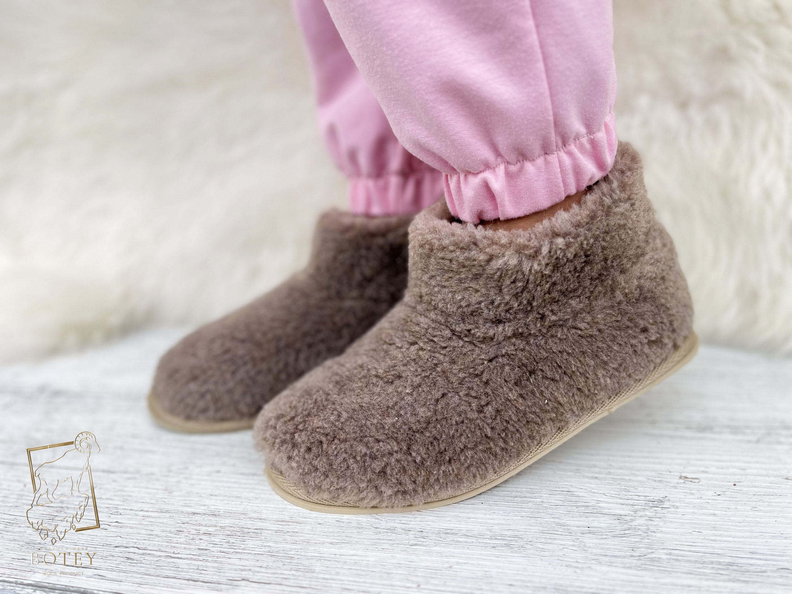 Women’s Sheepskin Ugg Slippers Coffee – Warm Natural Wool Home Boots (Sizes 36–41)